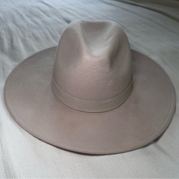 Free People Accessories - Free People 100% Wool Rancher Hat in Bone